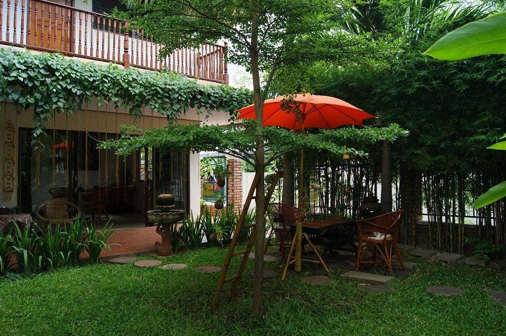 Hotel Oranje 2*
