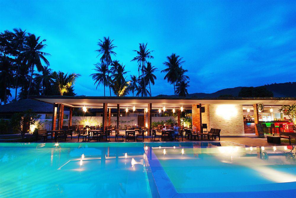 The Living Pool Hotel 3*