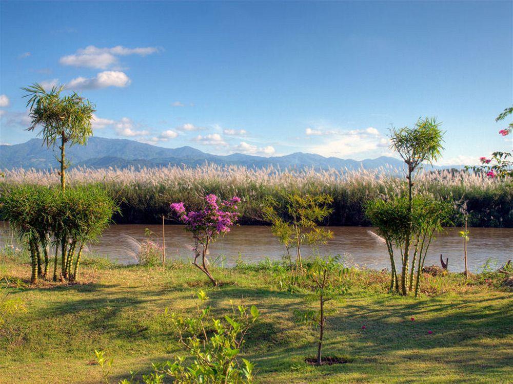 Maekok River Village 4*