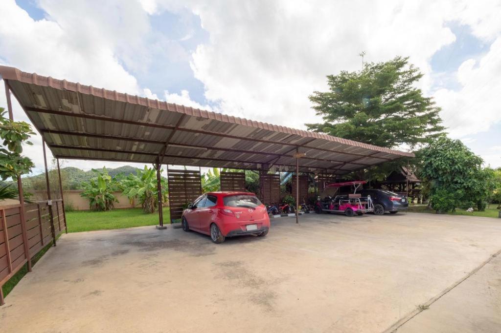 Resort Oyo 1128 Ban Suan Meesakul 3*