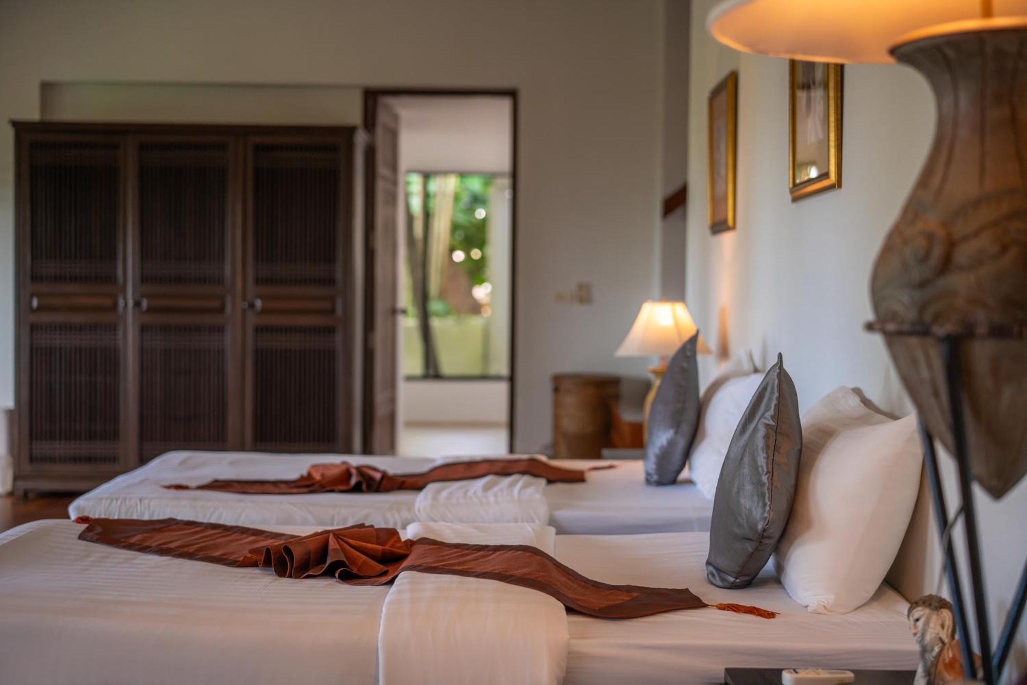 Surin Luxurious 6br Private Swimming Pool Stunning Sunset Villa
