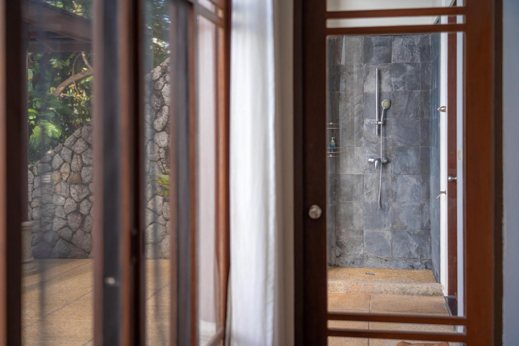 Surin Luxurious 6br Private Swimming Pool Stunning Sunset Villa *