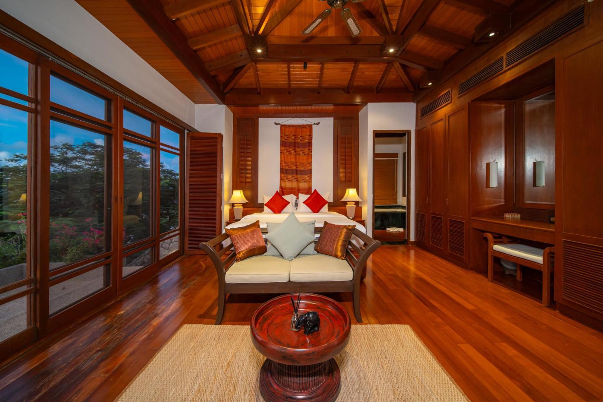 Surin Luxurious 6br Private Swimming Pool Stunning Sunset *