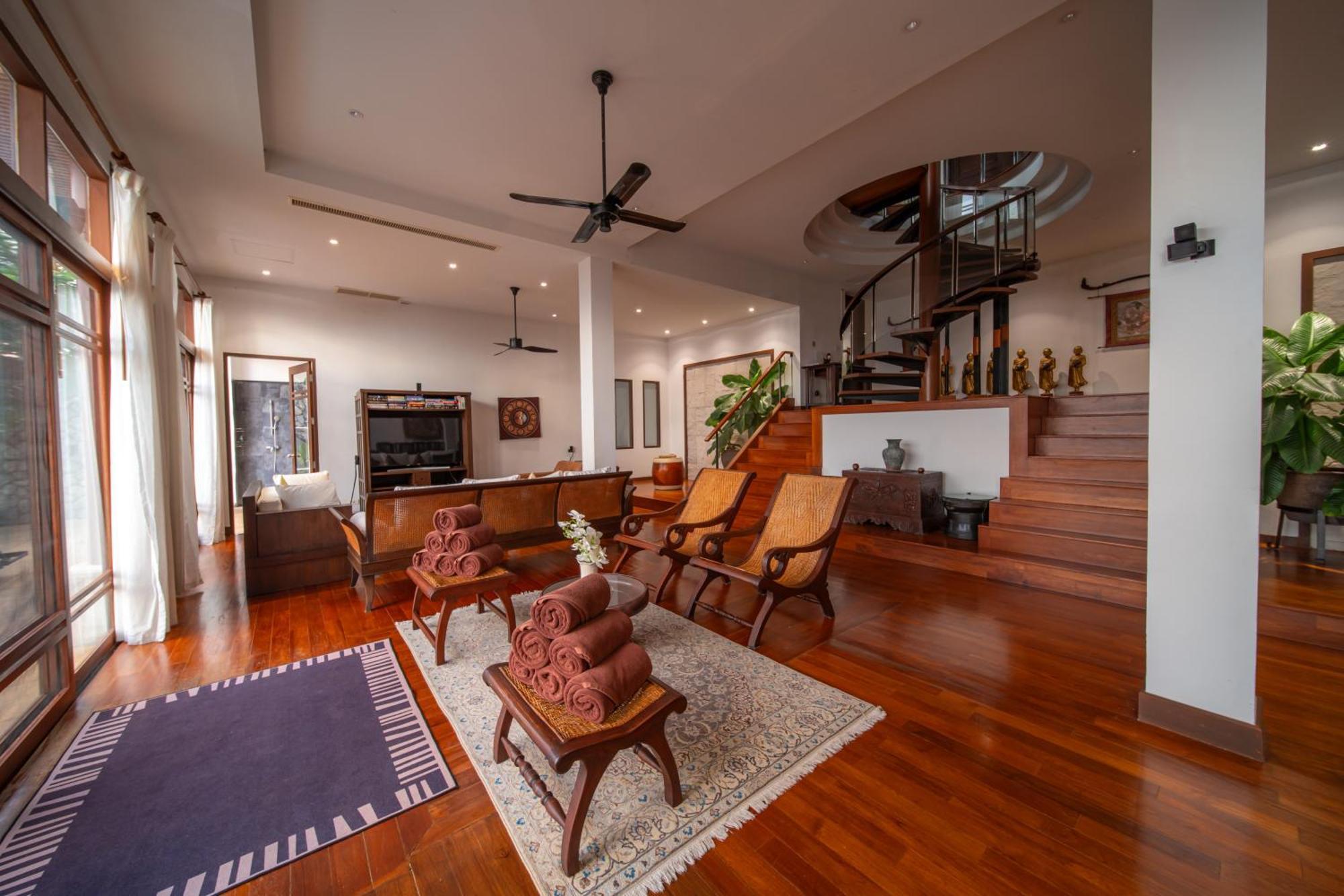 Surin Luxurious 6br Private Swimming Pool Stunning Sunset Phuket