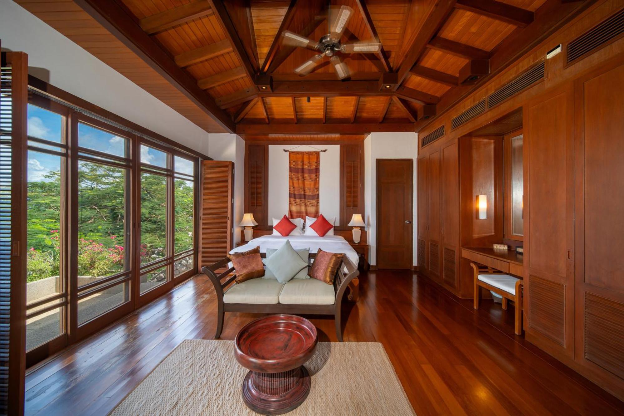 Surin Luxurious 6br Private Swimming Pool Stunning Sunset Villa *