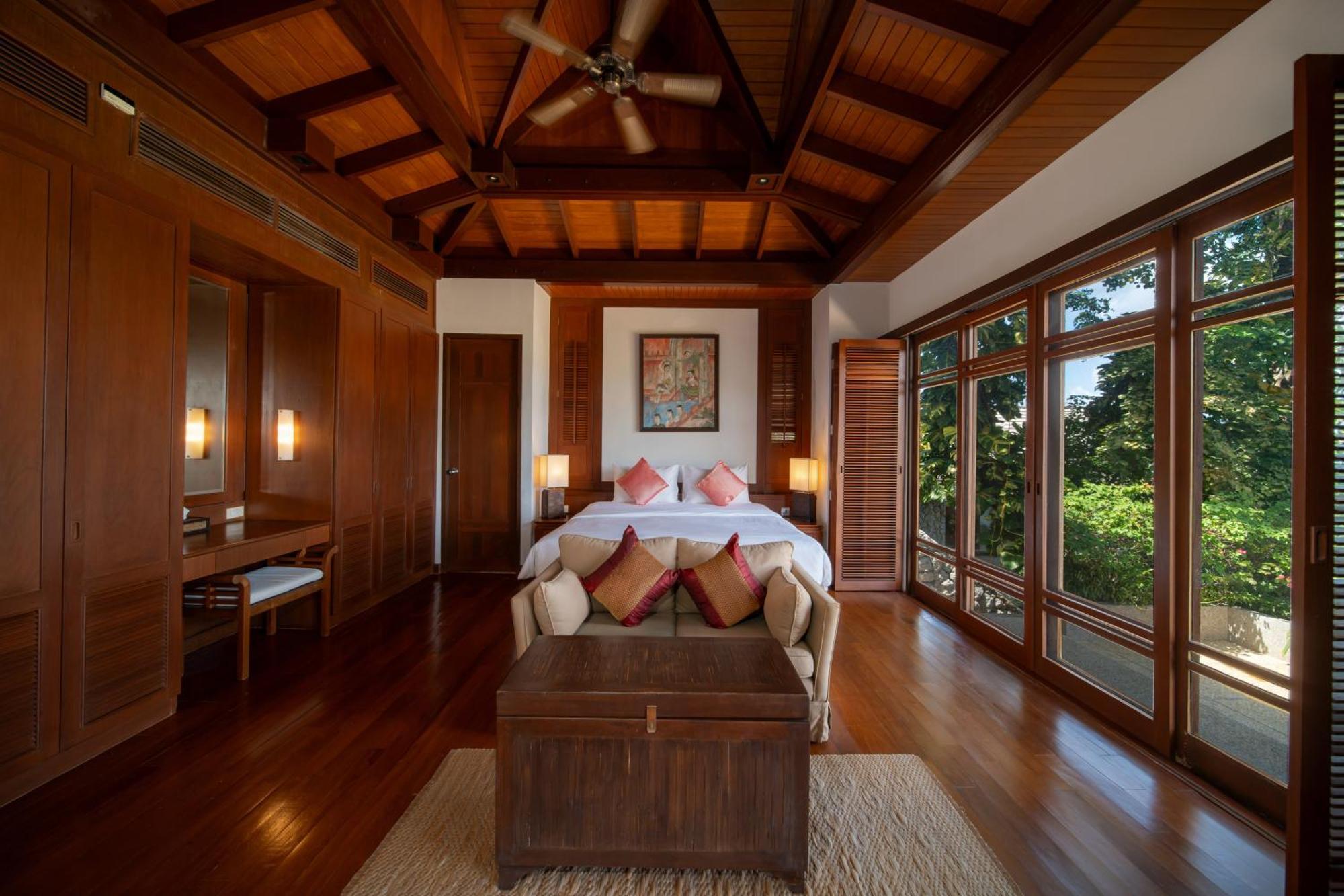 Surin Luxurious 6br Private Swimming Pool Stunning Sunset Villa Phuket
