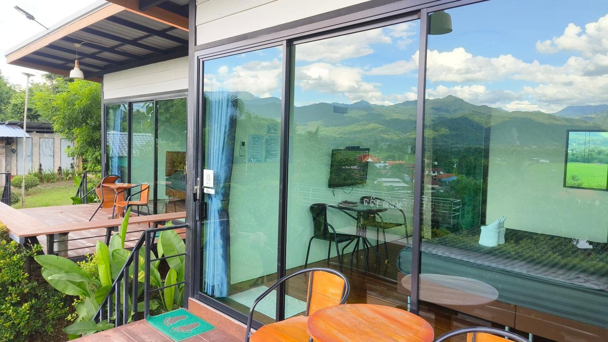 นะลาวิว Nala View 3* Pua