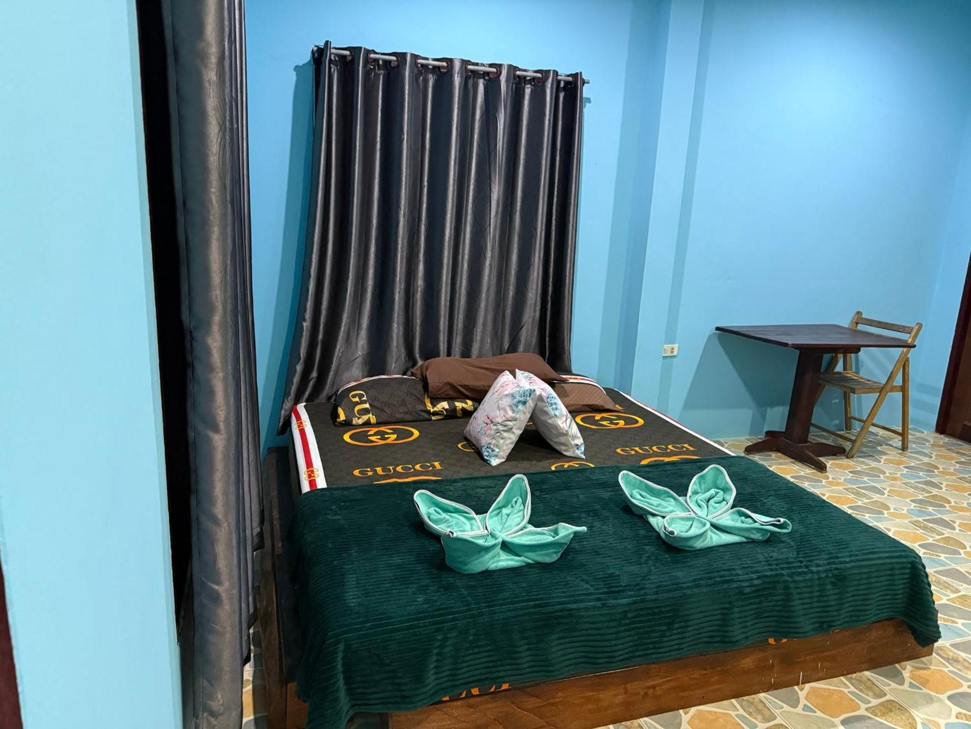 Guest house P'un House