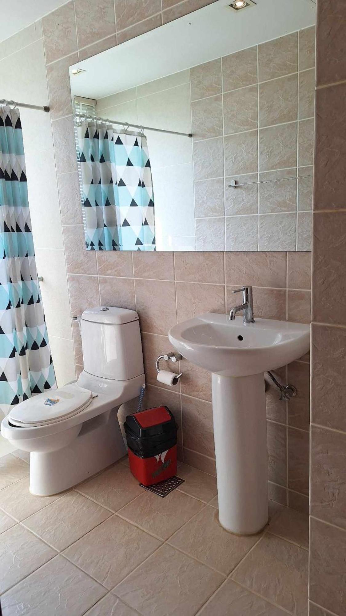 Seaview B15 Apartment