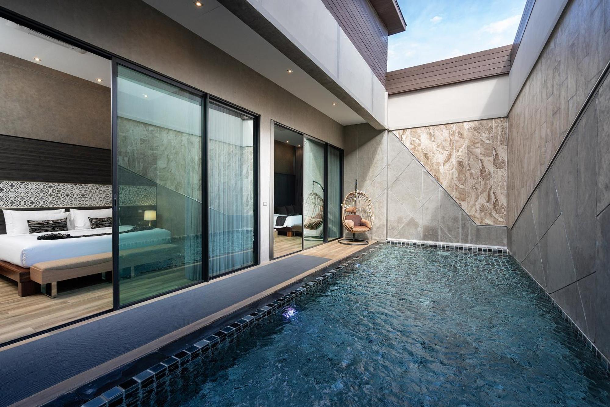 La Miniera Pool Pattaya - Small Luxury Of The World