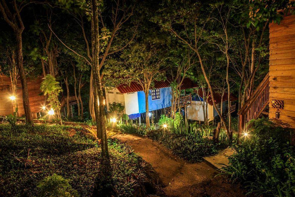 Resort Amaresa & Sky Bar - Experience Nature Haad Rin