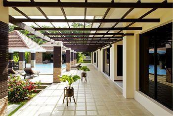 Baan Santi *
