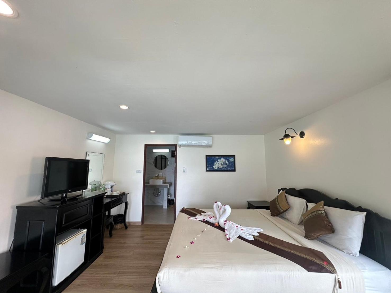Chang Cliff Resort 3*