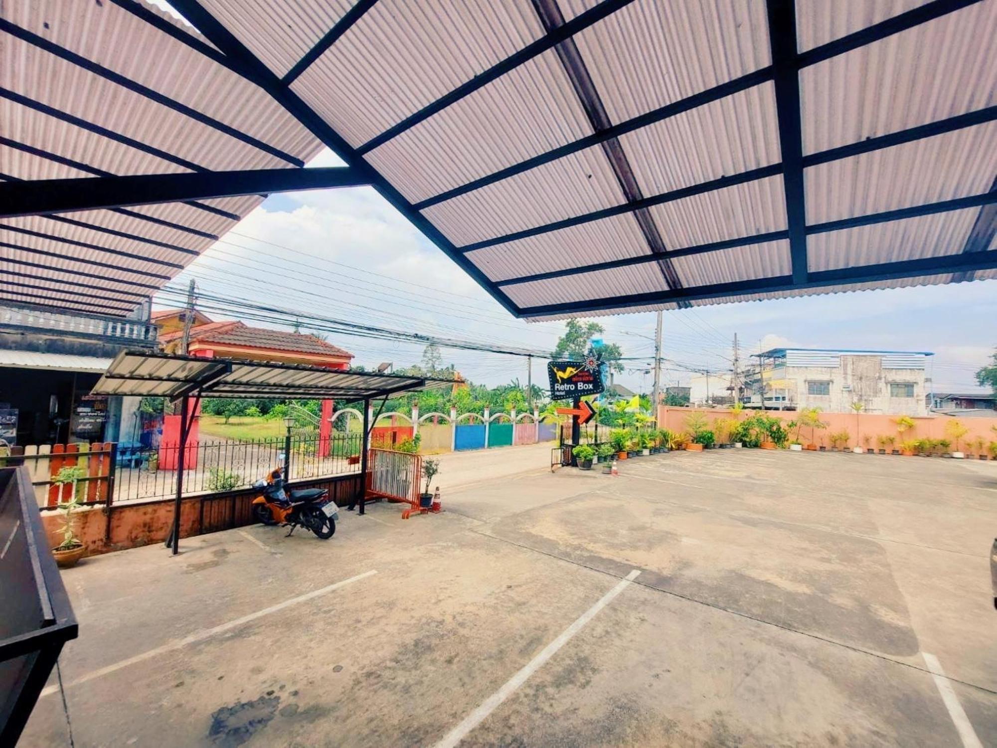 Retro Box Chumphon