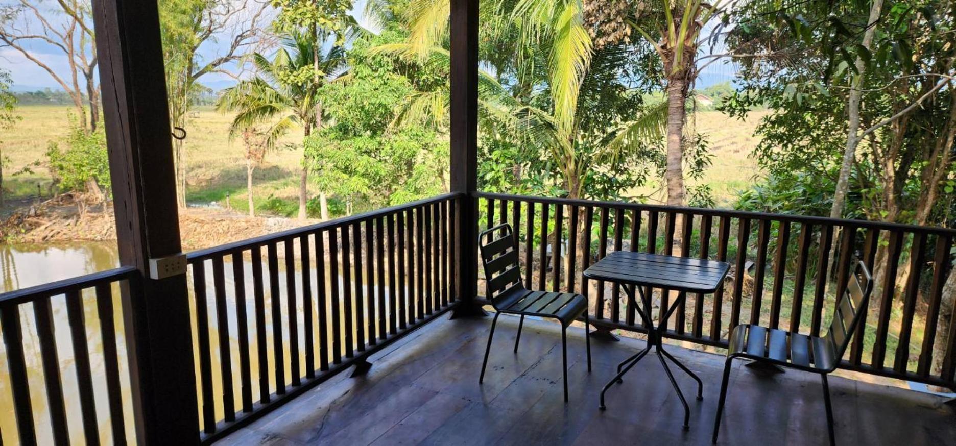 Tung Tong & Bed & Breakfast Mae Rim