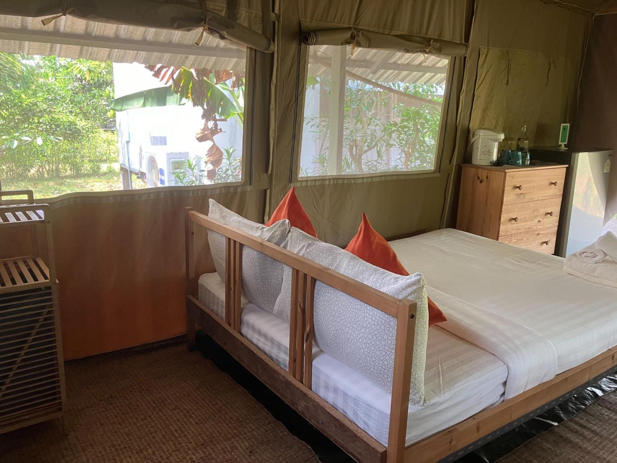 Holiday park Naivacha Tent 2*