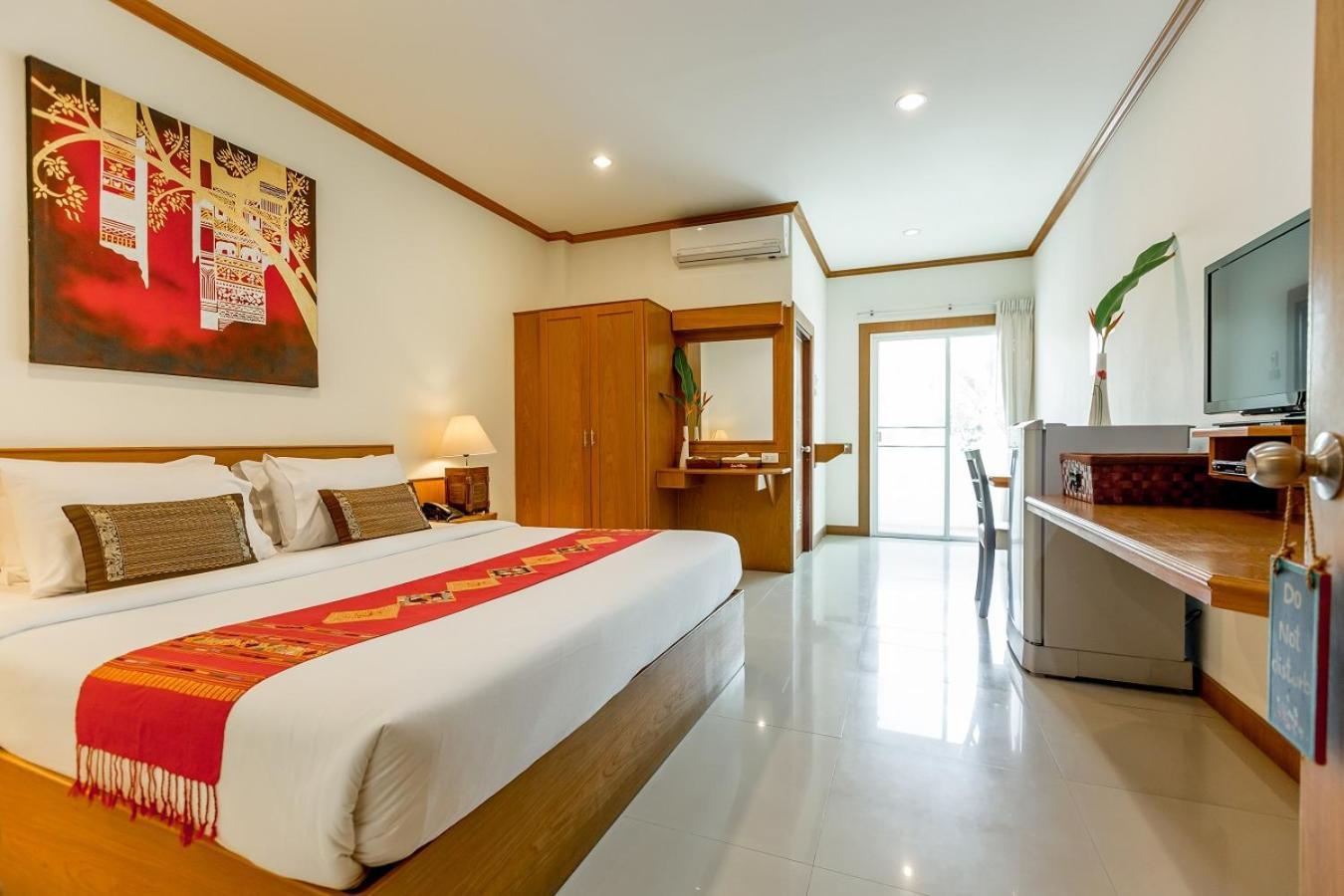 Village Hotel
