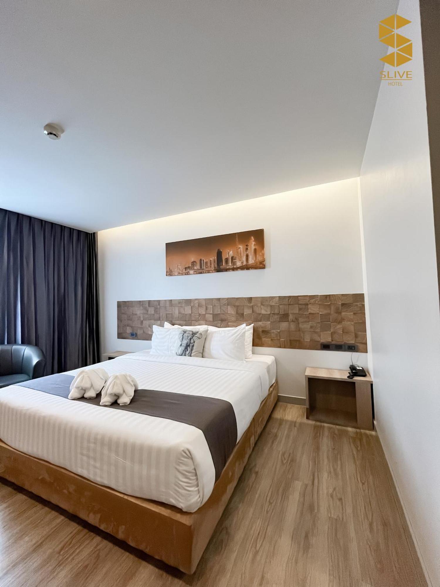 Slive Hotel Surin