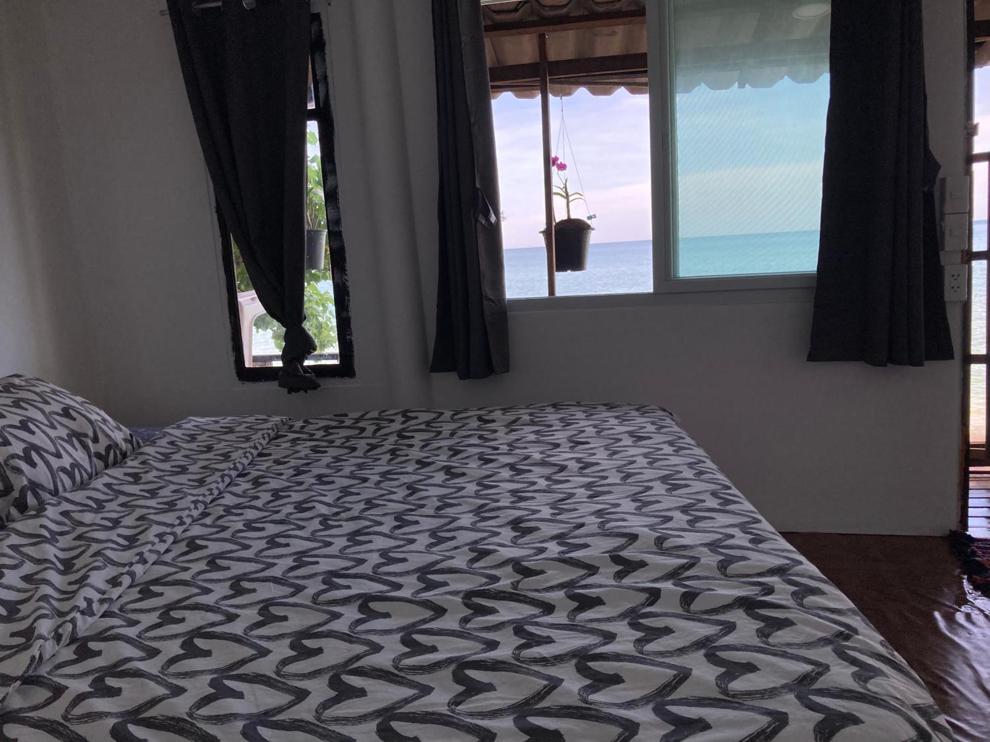 Baan Na Hotel *