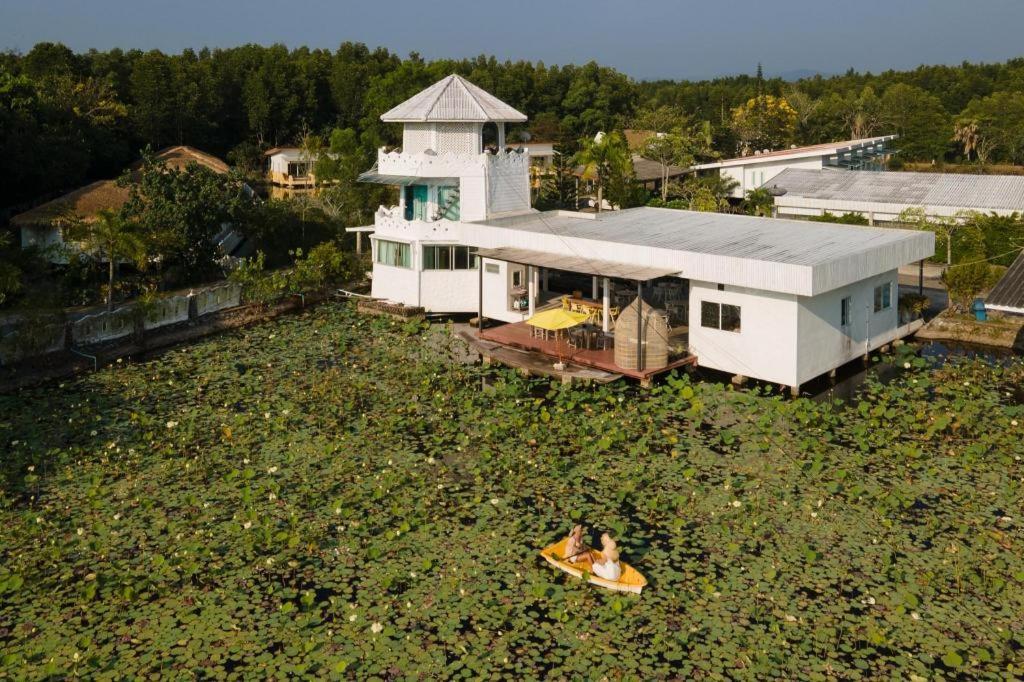 Resort Anavilla Tangke Khanom