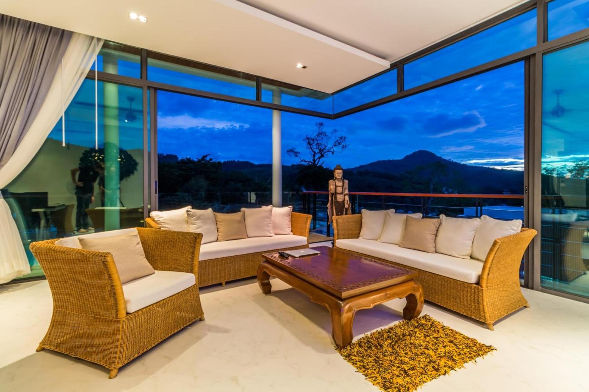 Sea View -private Pool, Jacuzzi, Maid Villa *