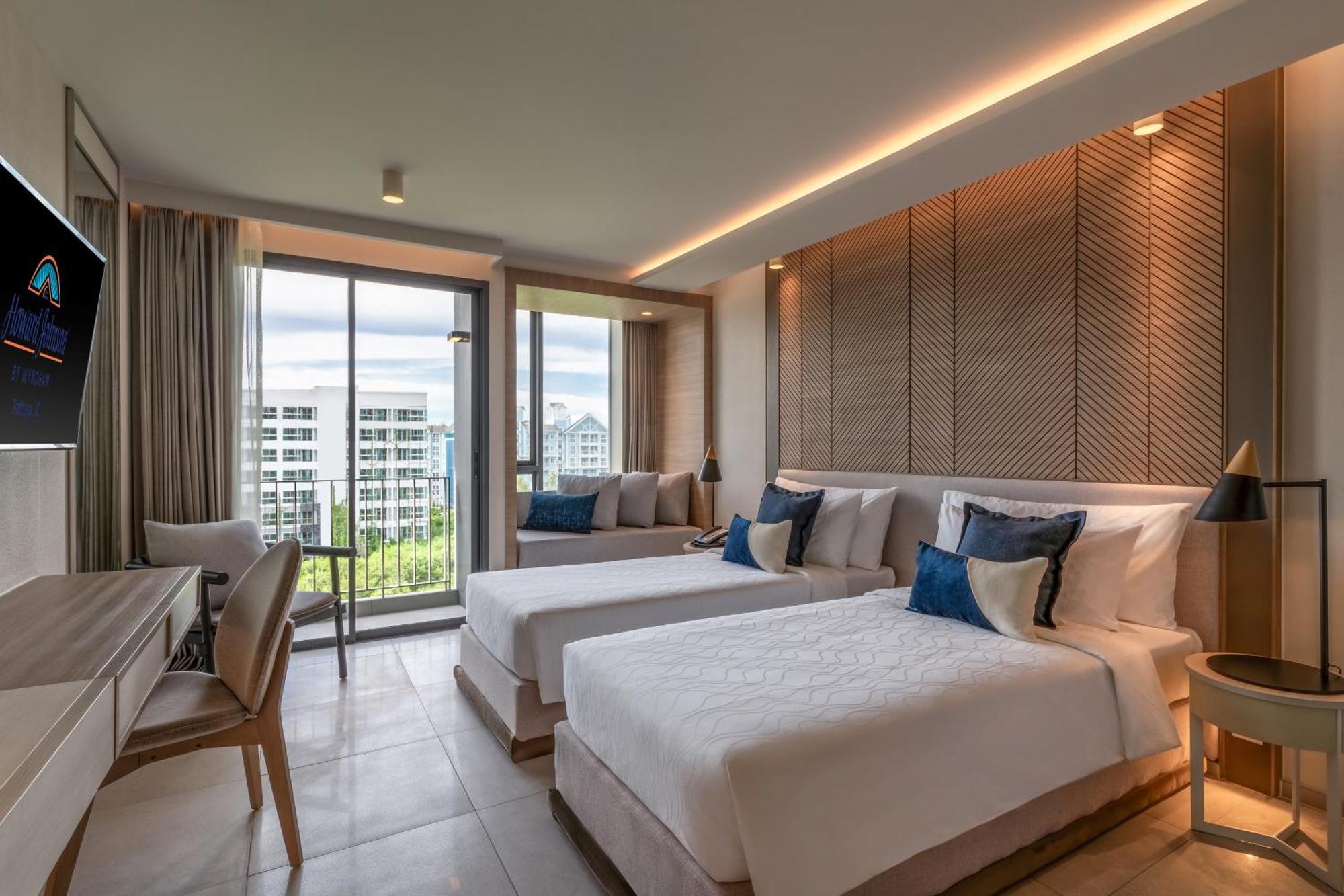 Howard Johnson By Wyndham Pattaya Jc Hotel Na Chom Thian