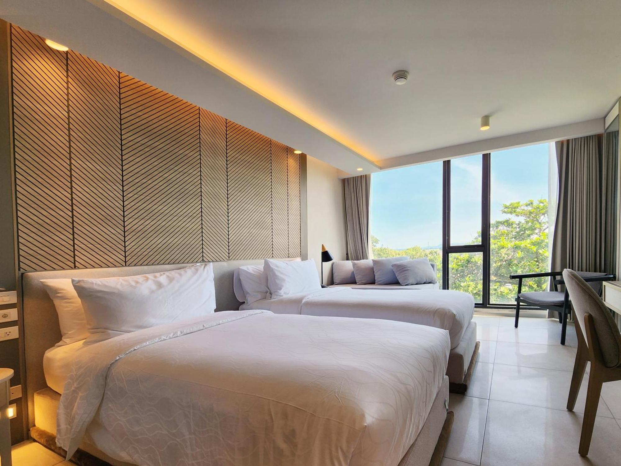 Hotel Howard Johnson By Wyndham Pattaya Jc 5*