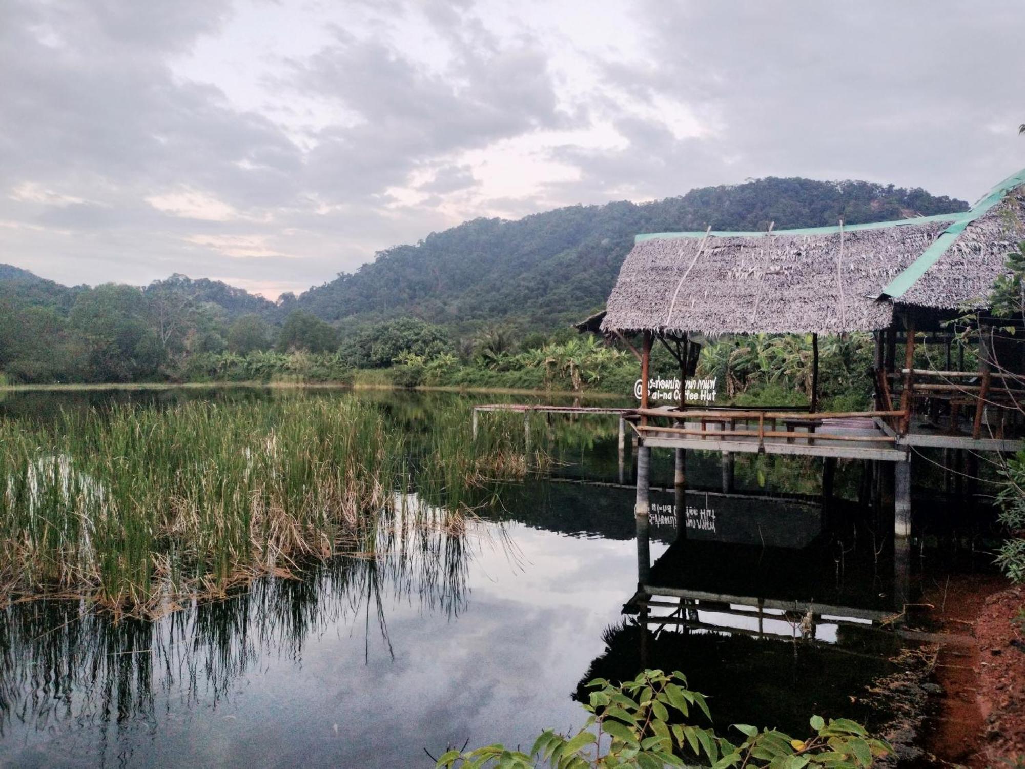 Mountain Jungalows, Koh Chang Homestay Trat