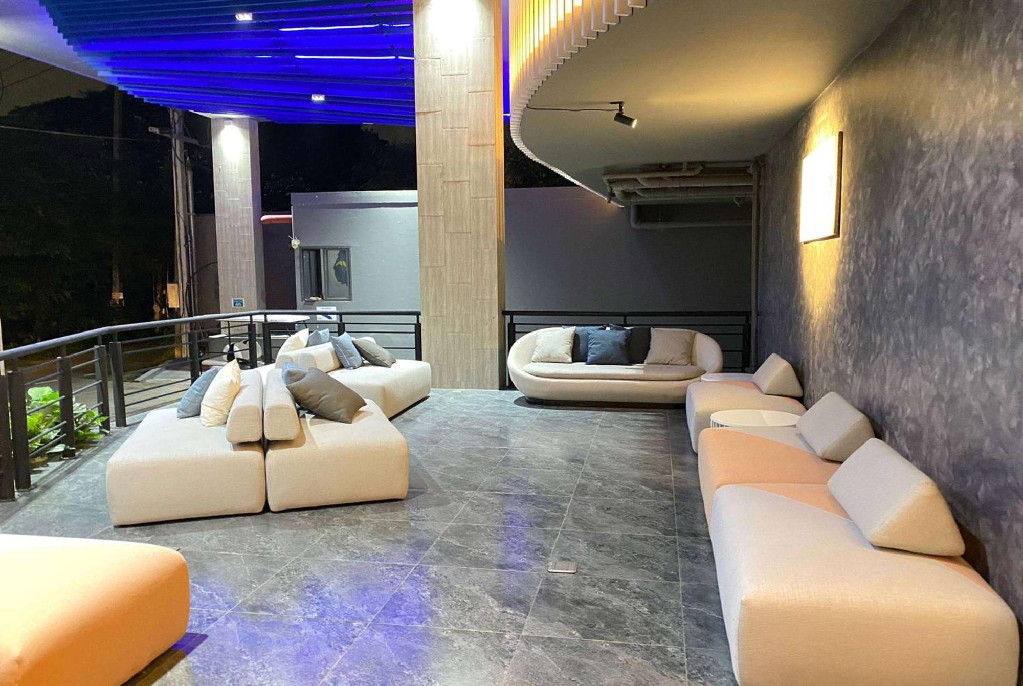 Hotel Howard Johnson By Wyndham Pattaya Jc Na Chom Thian