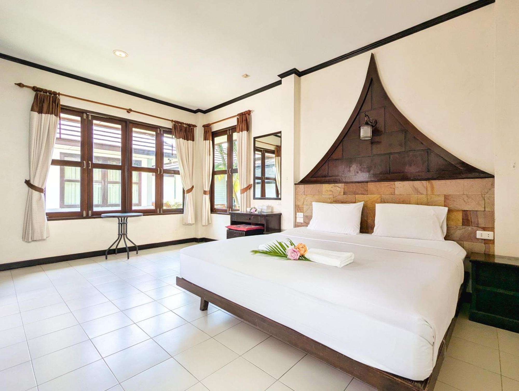 Boty 3* Koh Chang