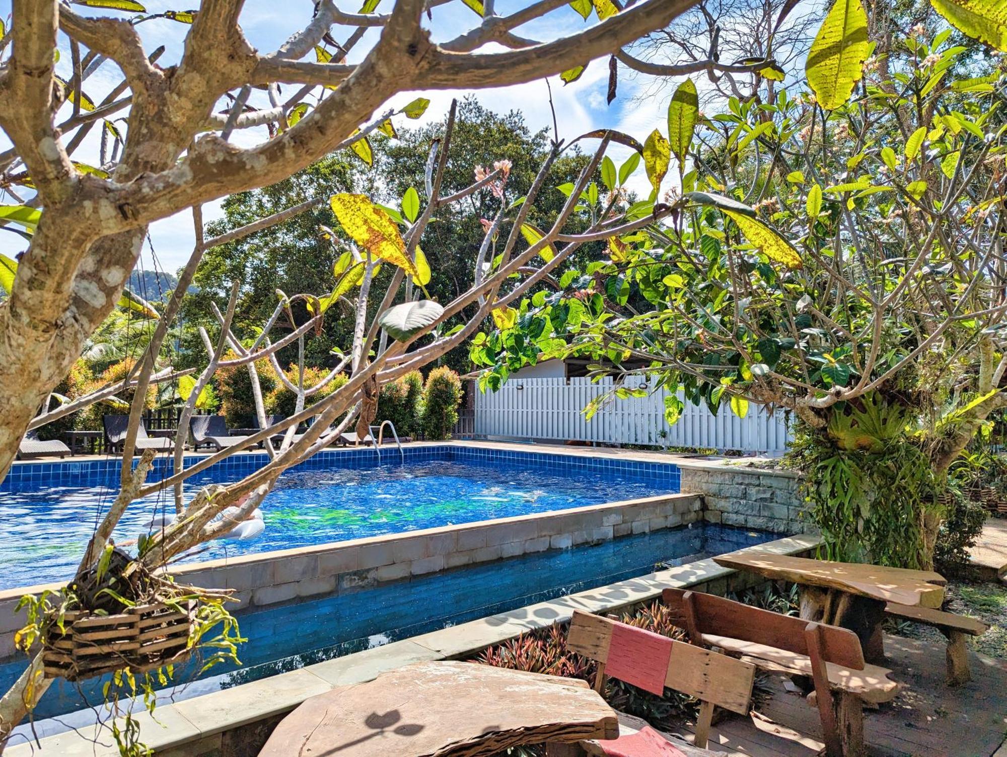 Resort Boty 3*