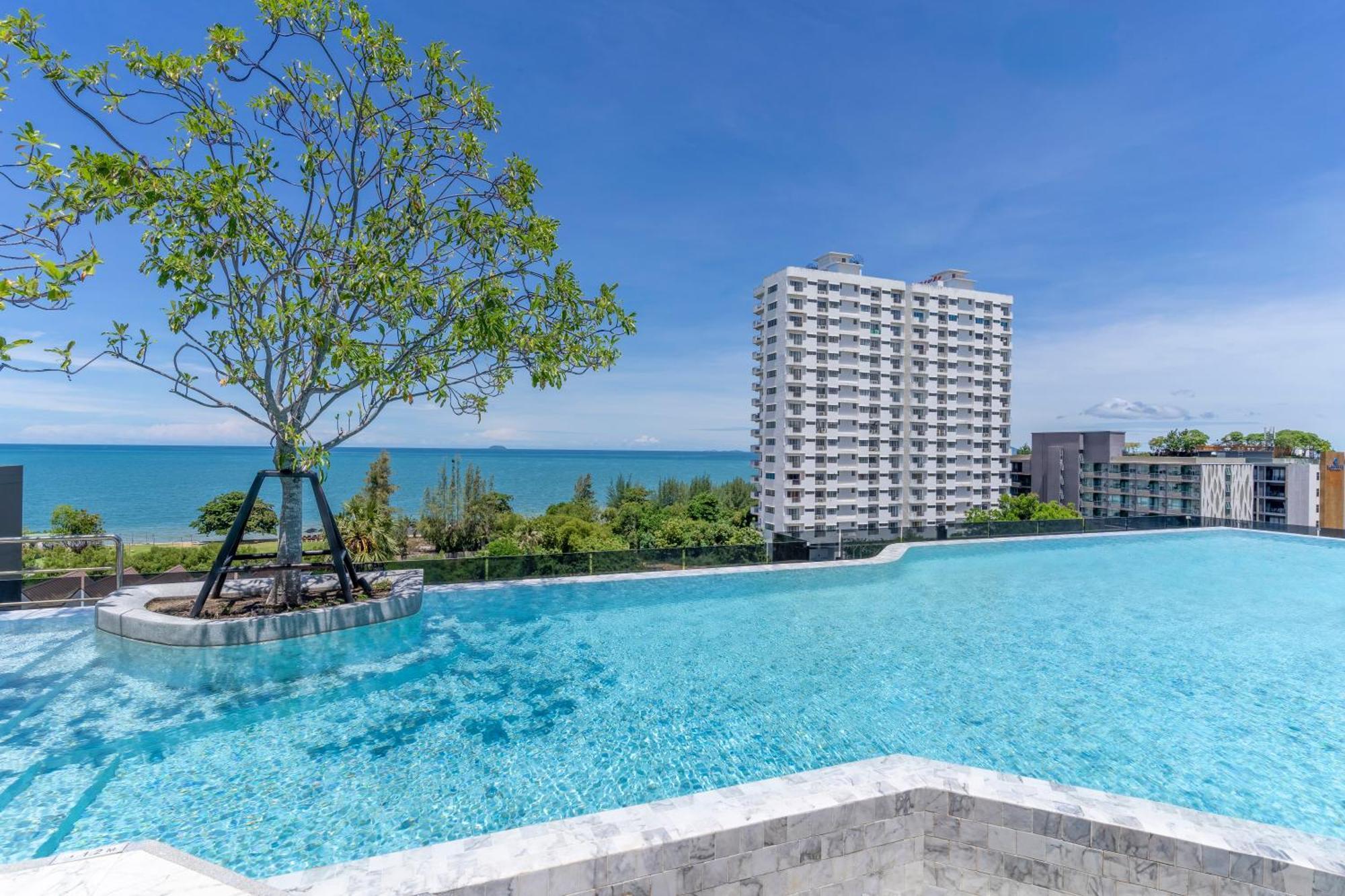 Hotel Howard Johnson By Wyndham Pattaya Jc Na Chom Thian