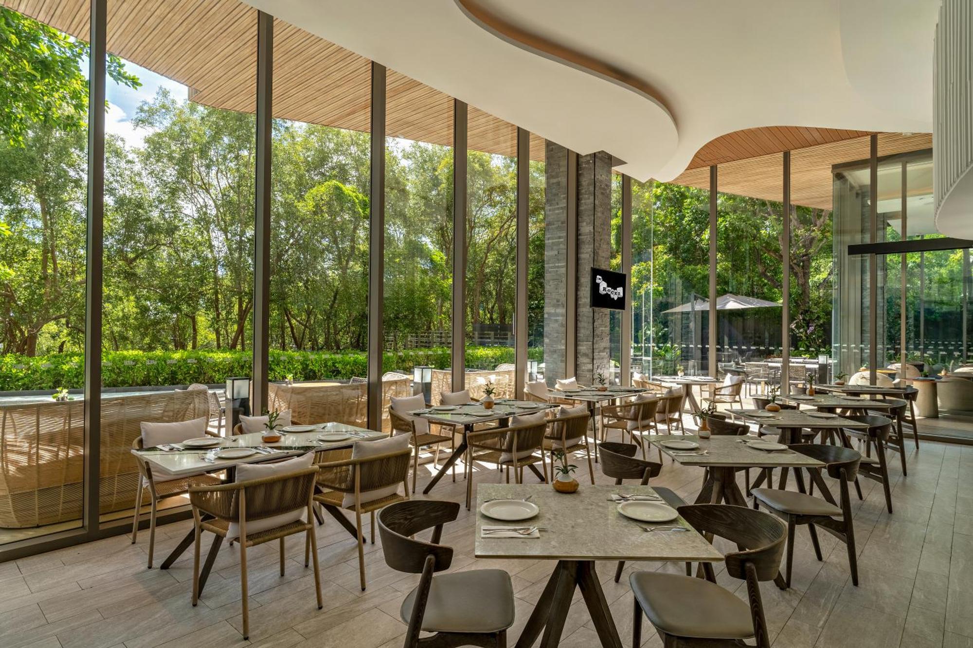 Howard Johnson By Wyndham Pattaya Jc Hotel