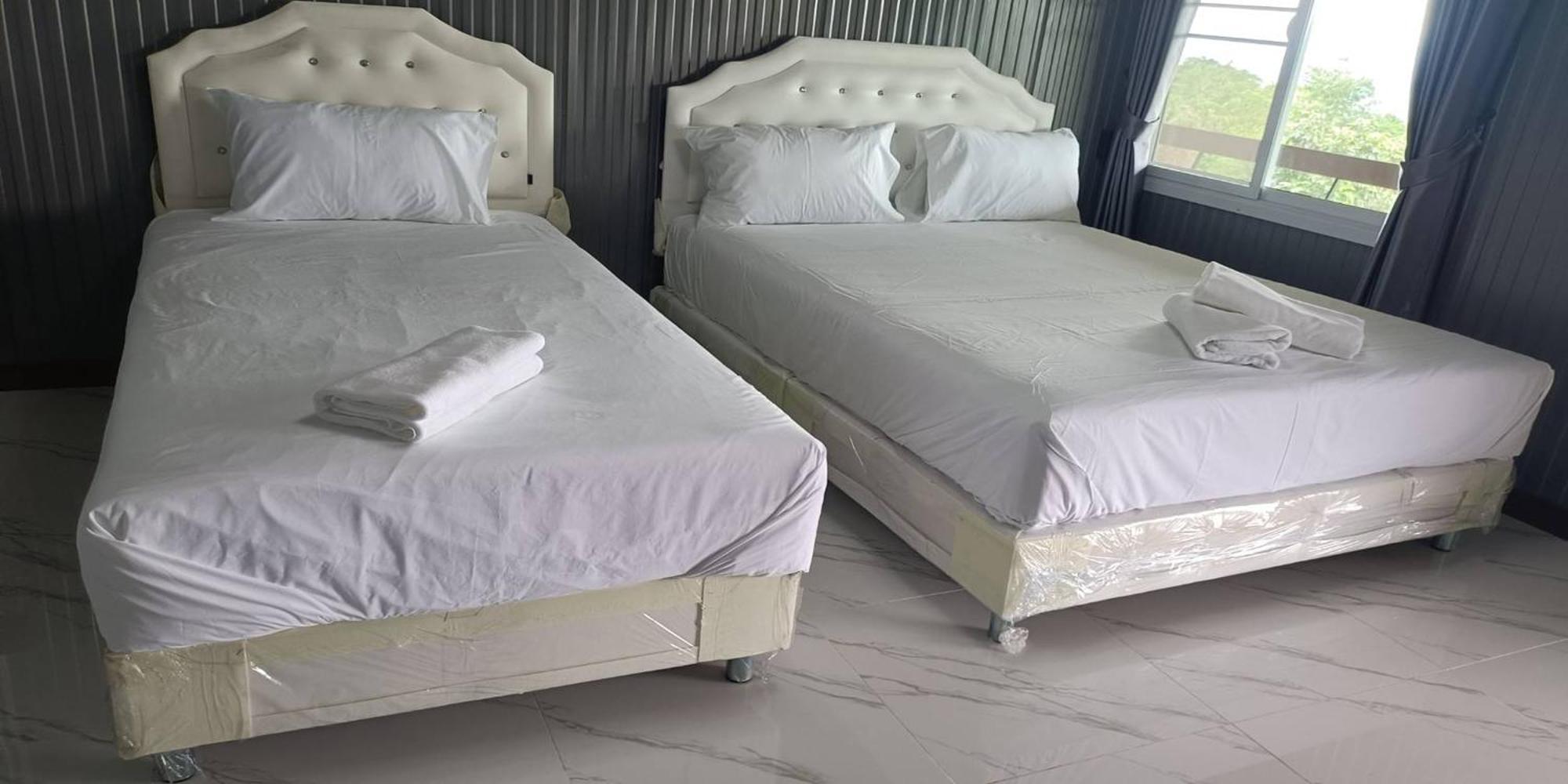 Ice Hill Hotel 2*