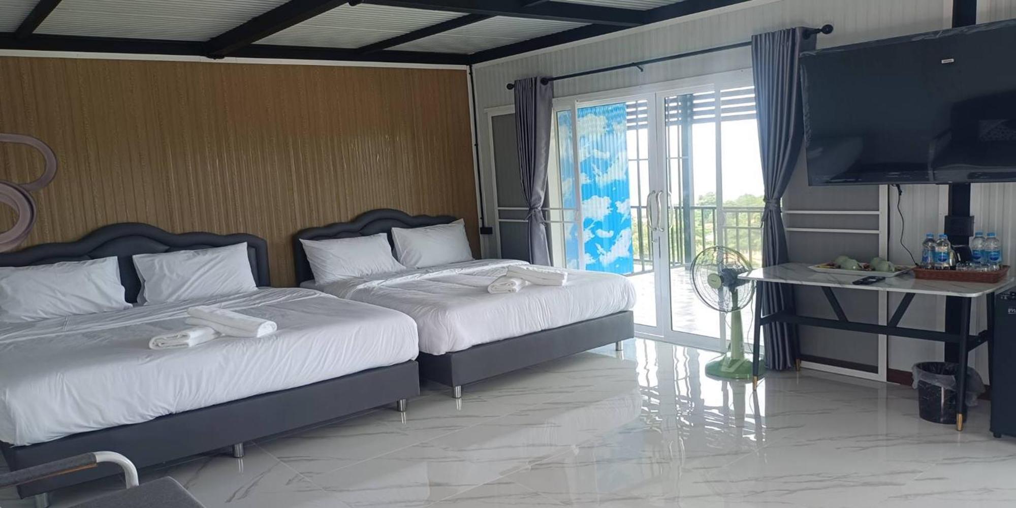 Ice Hill Hotel Pakchong