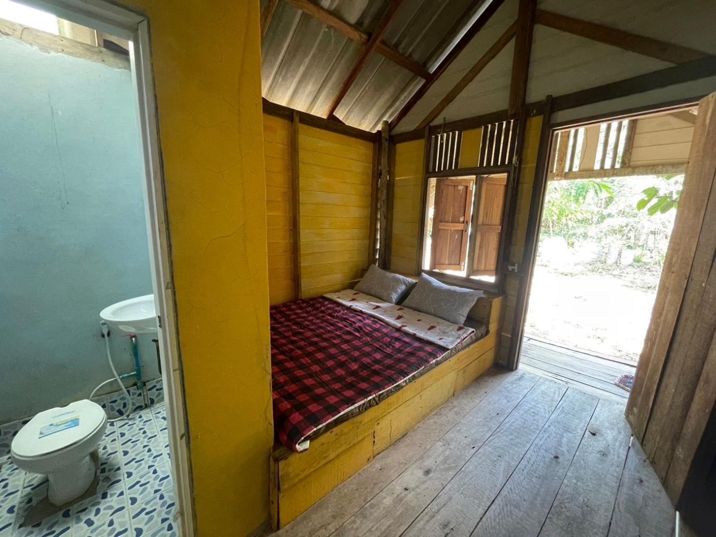 Eternal Forest Bar&bungalow Lodge Koh Chang Ranong