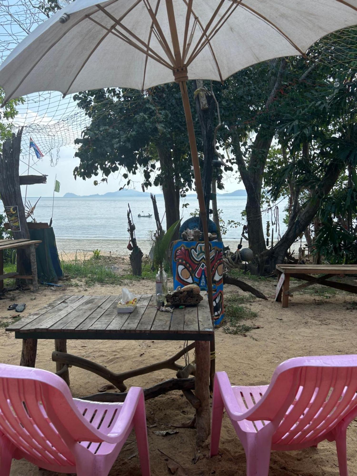 Eternal Forest Bar&bungalow *