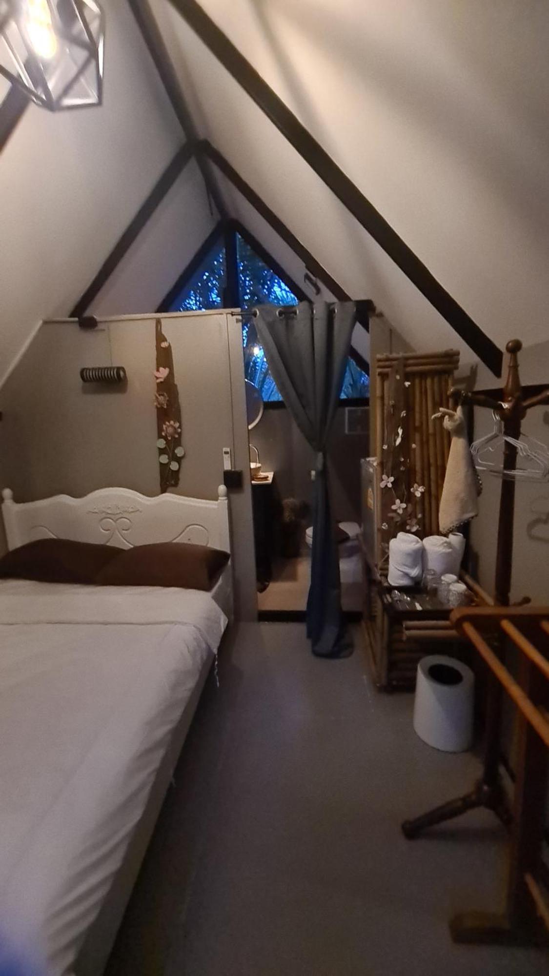 Tee In The Jungle Hotel *