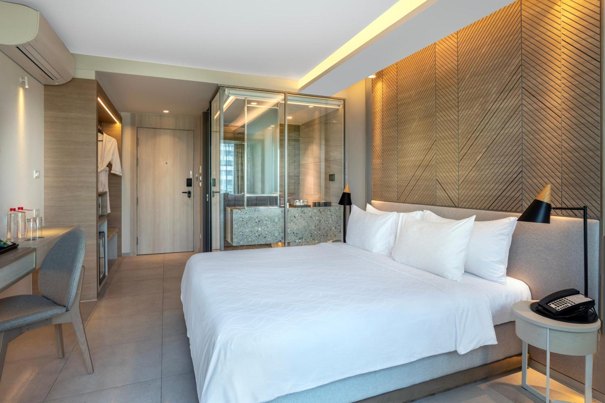 Howard Johnson By Wyndham Pattaya Jc Hotel Na Chom Thian