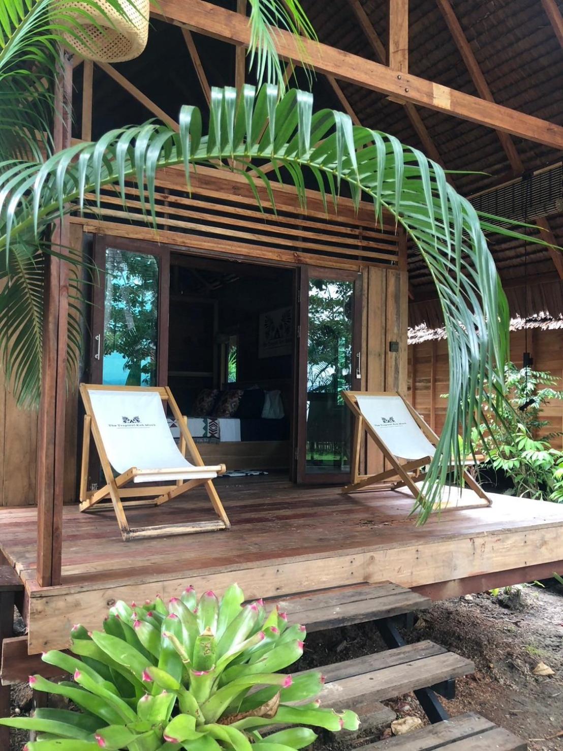 Lodge The Tropical *