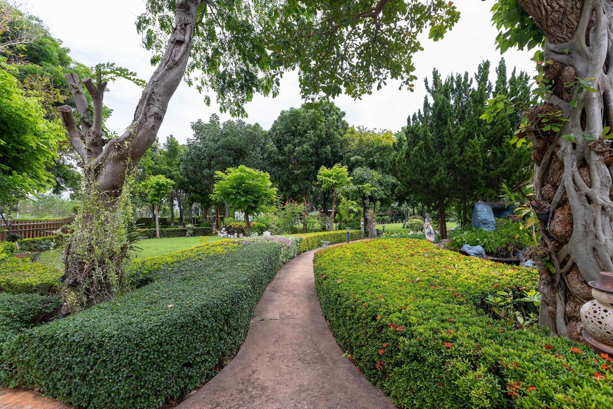 Resort Jaris Nong Nam Daeng