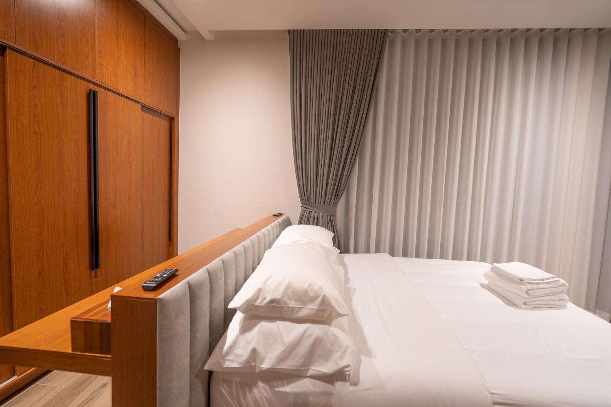 Astral Huahin-kuiburi Villa *
