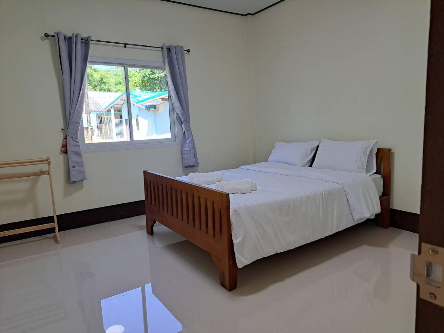 Lomtalay Trat 3*