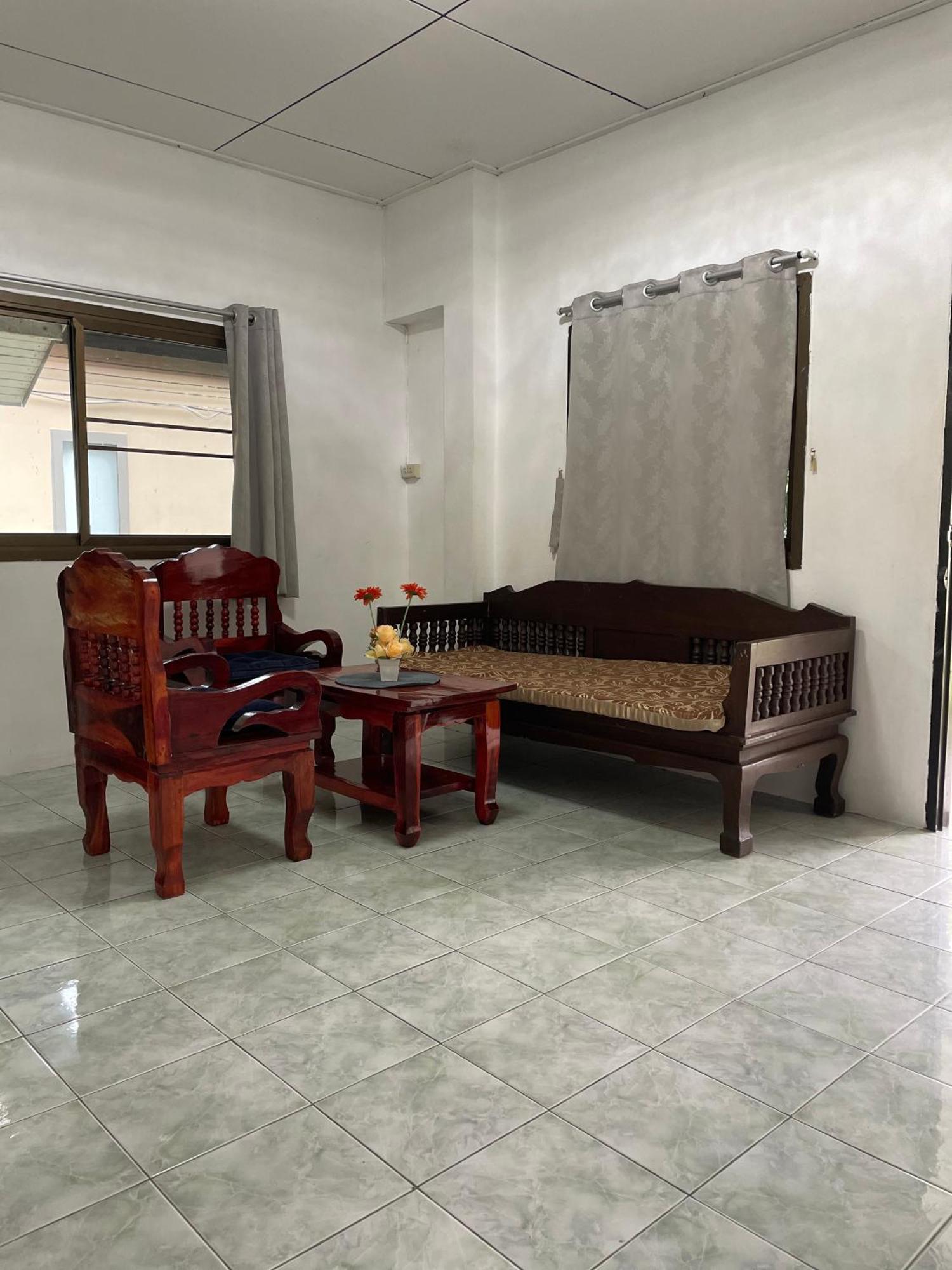 Holiday home Sunrise Ban Bang Po