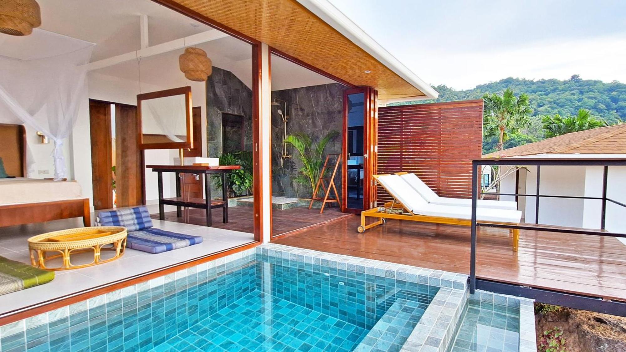Secret Garden Eco Pool *