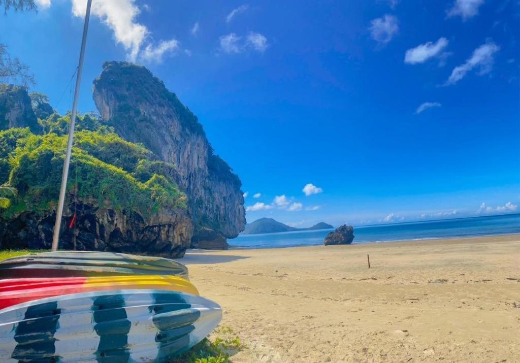 Yao Seaview