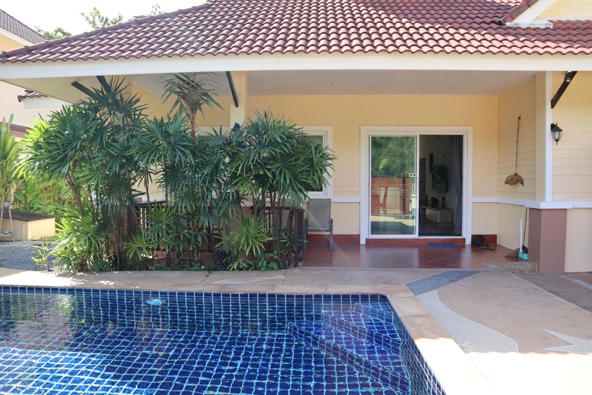 Relax Private Pool - 4 Bedroom Ao Nang