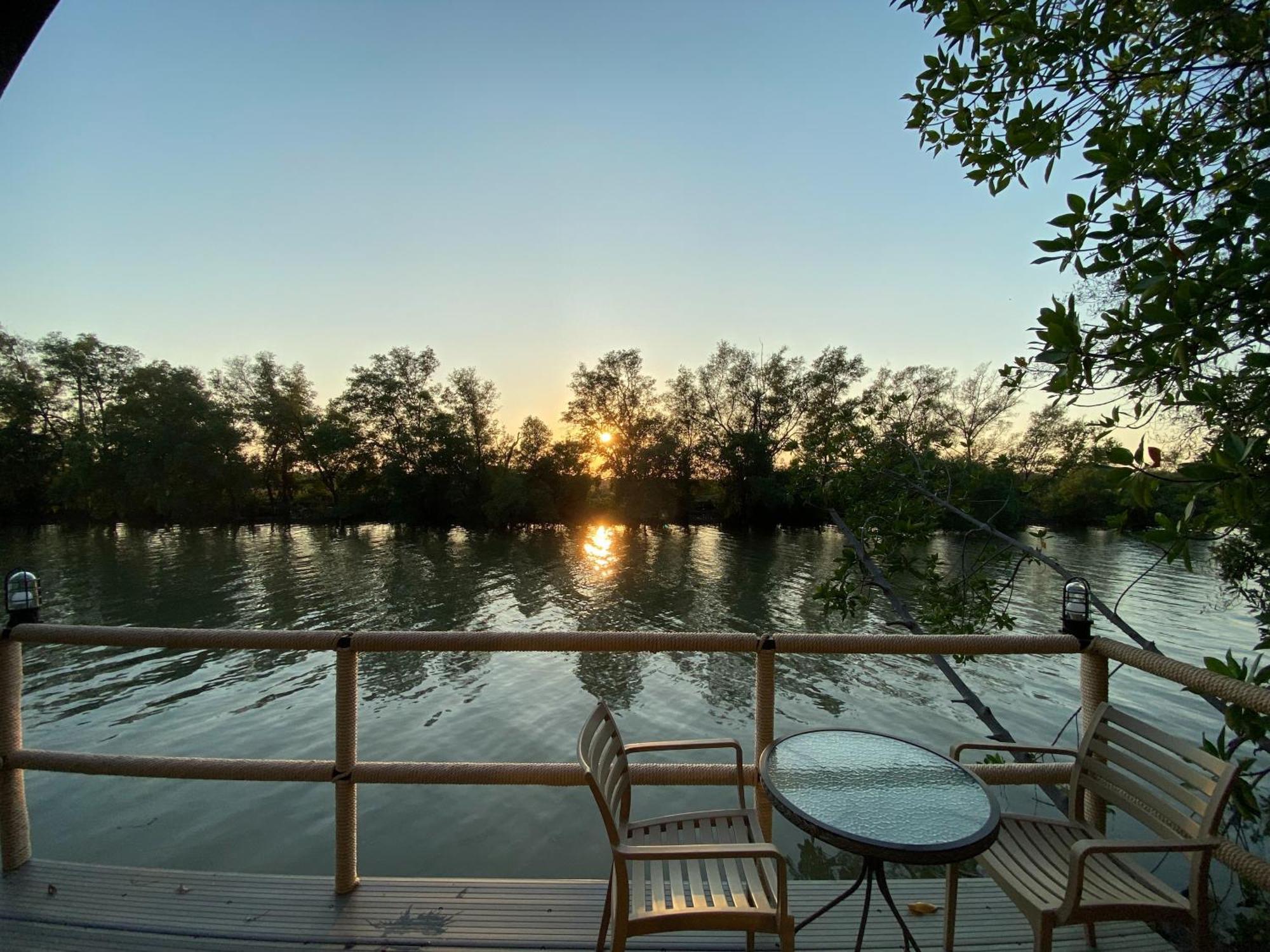 รตะธารา รีสอร์ท Ratathara Resort Bang Pakong