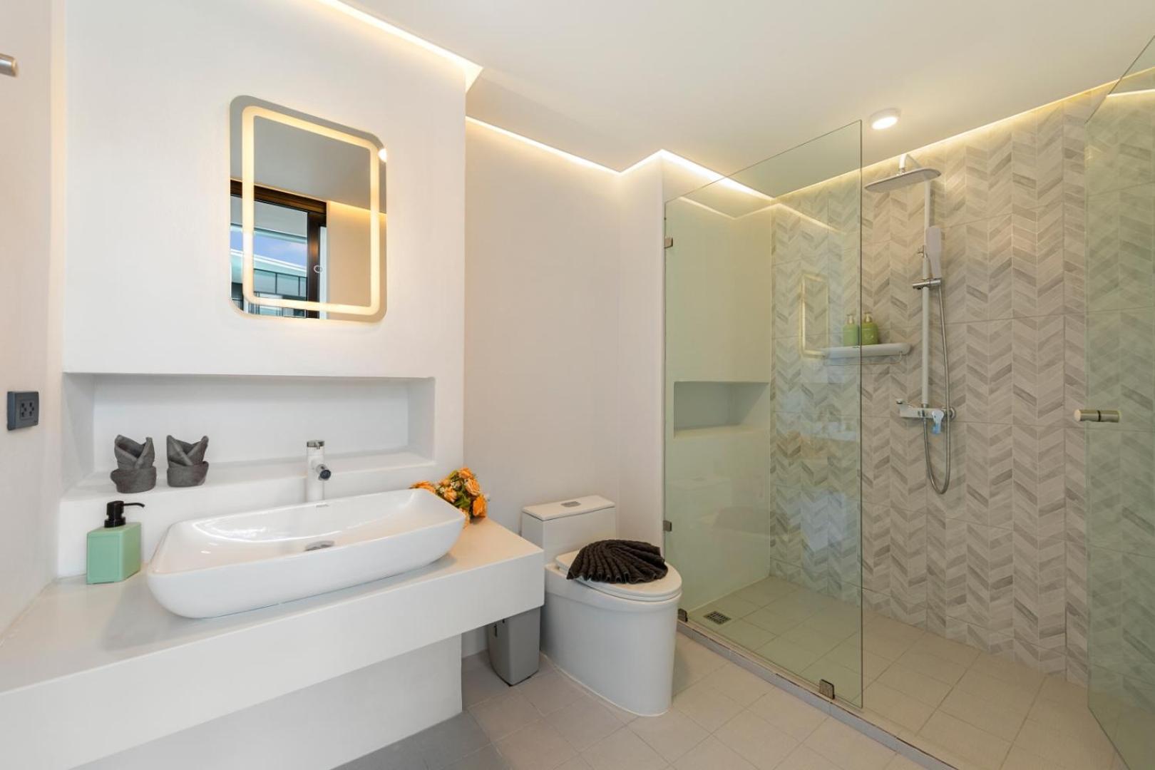 Unique Pool Slide Access Townhouse Holiday home *