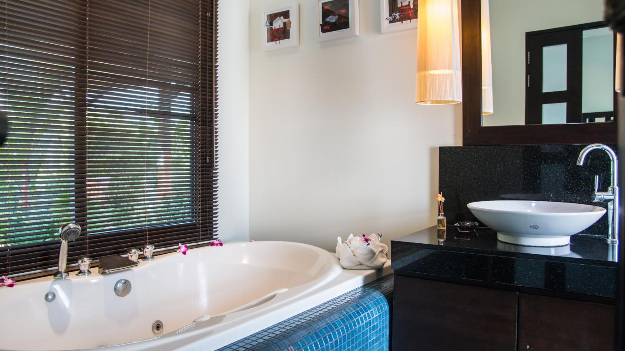 Villa Atarata | Private Pool | Kokyang Estate By Tropiclook | Naiharn Rawai